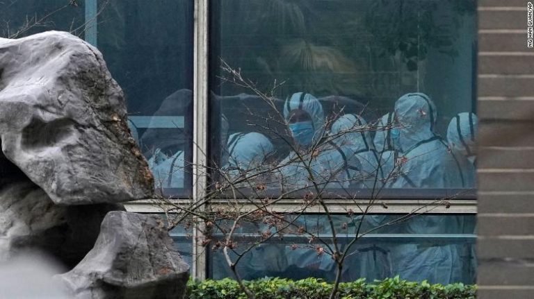 Informe de inteligencia: Investigadores de Wuhan fueron hospitalizados antes del primer caso oficial de COVID-19