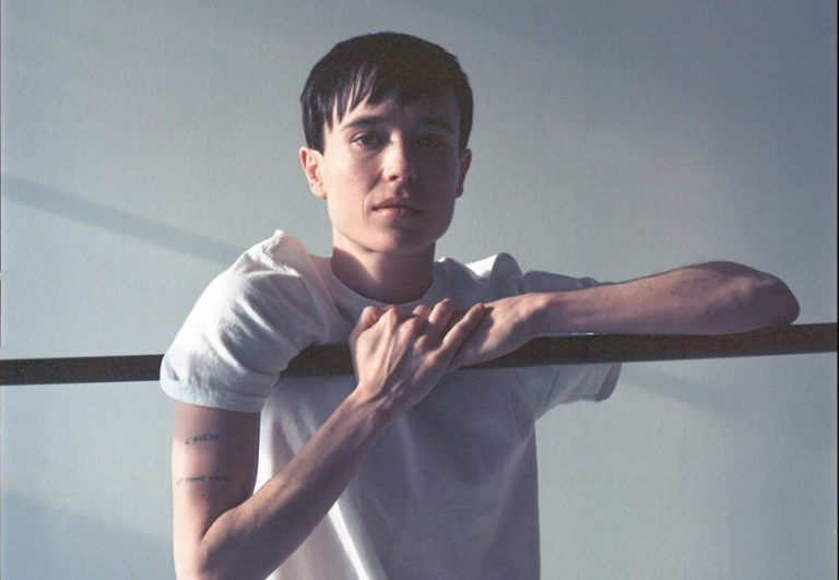 Se llenó de elogios: Elliot Page compartió su primera foto en traje de baño luego de su transición