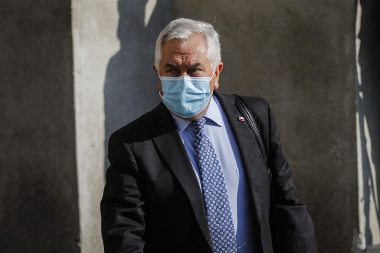 Paris adelanta que estudiarán cambio en aforos para ritos religiosos