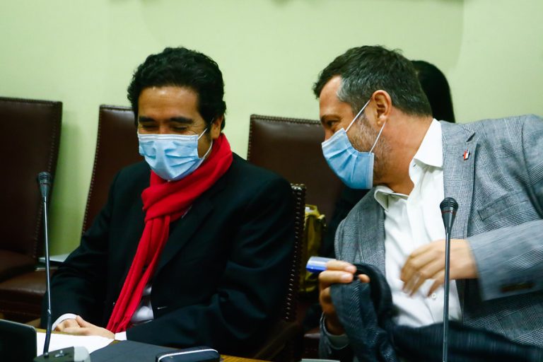 “Él dice hot dog, yo digo completo”: Sichel recalca sus diferencias con la candidatura de Ignacio Briones