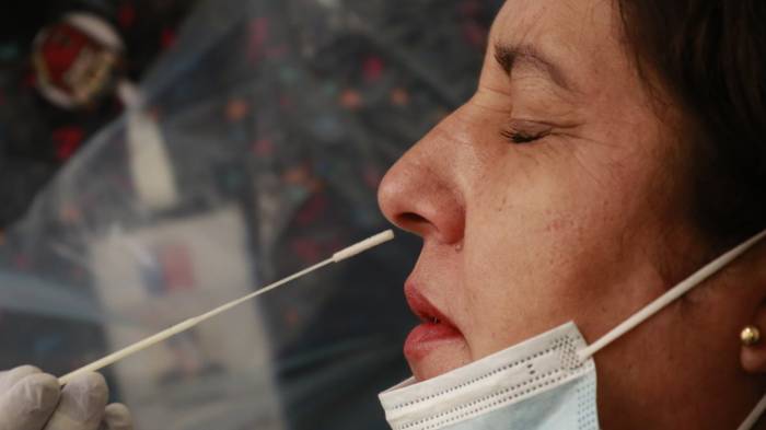 Preocupante alza de contagios Covid-19: Conoce las últimas cifras informadas por el Minsal