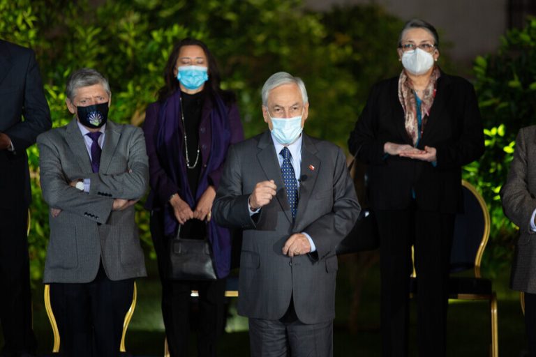 IFE universal y bono de alivio a pymes: Los anuncios del pdte. Piñera tras acuerdo de 