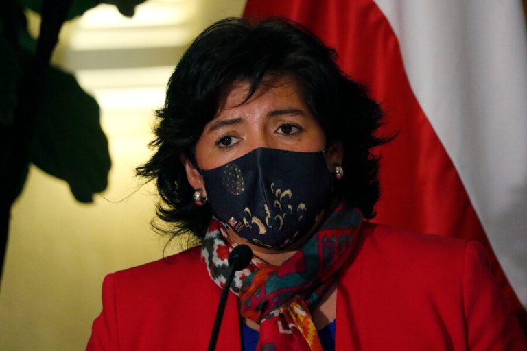 Provoste califica de “débiles” anuncios del gobierno: “No entiende el país que le ha tocado gobernar”