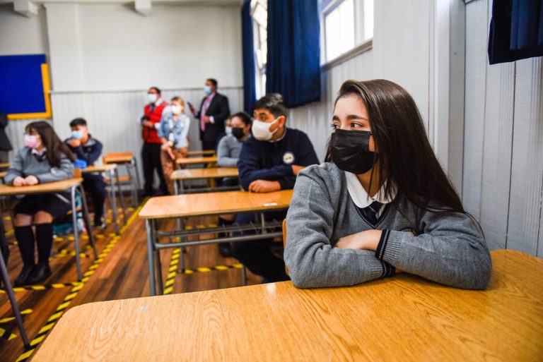 Gobierno apunta a retorno de clases presenciales con obligatoriedad a la vuelta de vacaciones de invierno