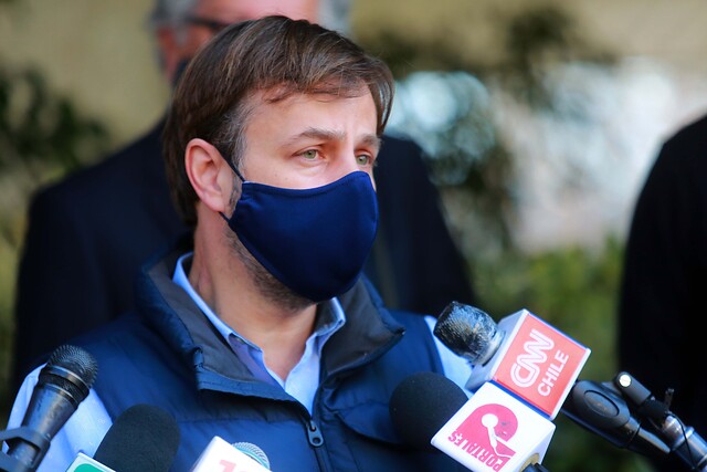 Alcalde Codina y problemas en vacunación: 