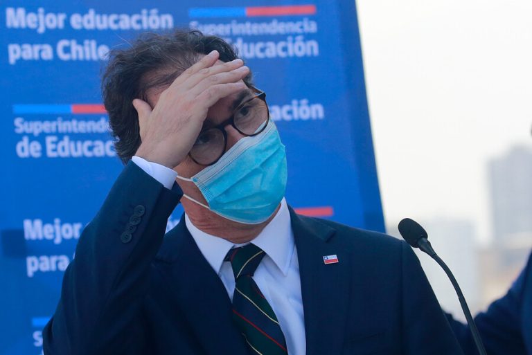 19 alcaldes envían carta contra el Mineduc tras plantear una posible suspensión de subvenciones escolares