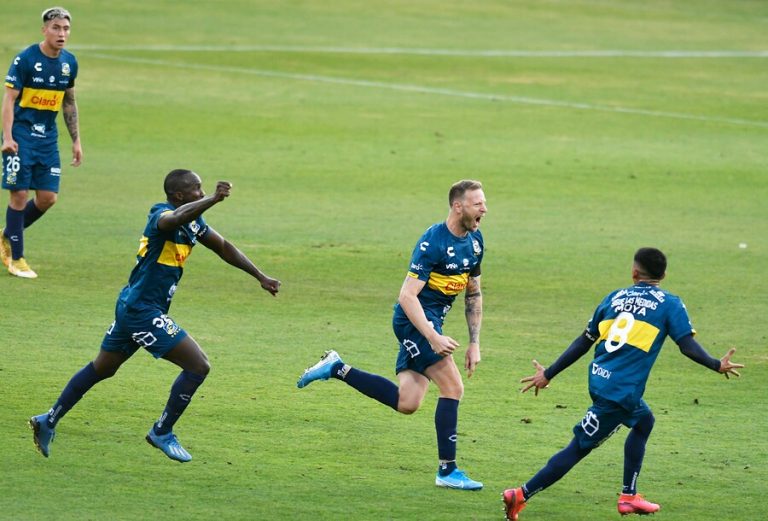 Clásico Porteño: Everton superó a Wanderers y lo hundió aún más en la tabla