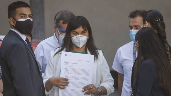 Colegio Médico se retiró de Mesa Social Covid-19 por decisiones del gobierno durante pandemia