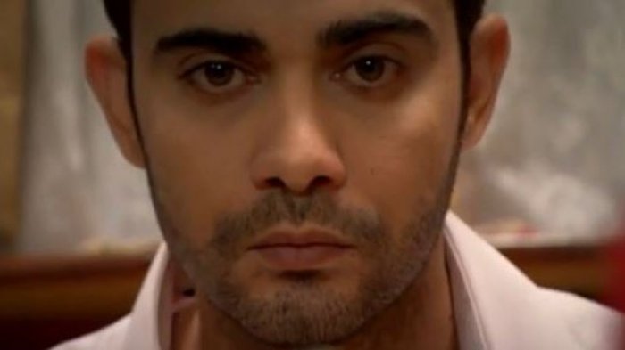 Próximo capítulo: Mehmet descubrirá un preciado objeto de Feriha