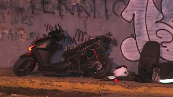 Mujer en estado de ebriedad atropelló a delivery en Santiago Centro: Trabajador murió y la conductora se dio a la fuga