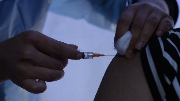 Revisa el calendario de vacunación para esta semana: Personas de 29 años podrán recibir hoy su primera dosis