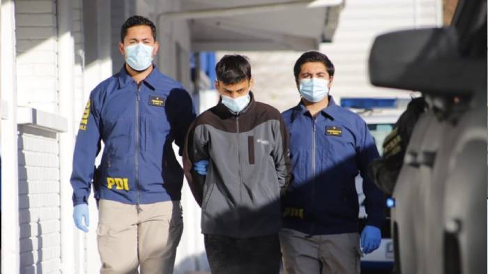 Crimen hermanos en El Bosque: Imputado habría sido golpeado antes de la formalización