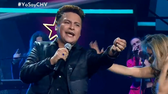 Emmanuel lo dejó todo en el escenario interpretando 