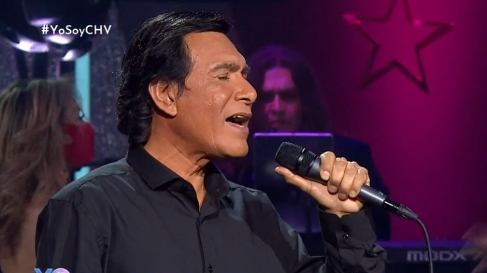 ¡Todo un seductor! Julio Iglesias se lució con su presentación y avanzó a la siguiente etapa