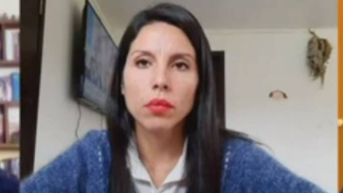 Candidata a gobernadora por Los Ríos denunció que un hospital de la región no cuenta con baños públicos