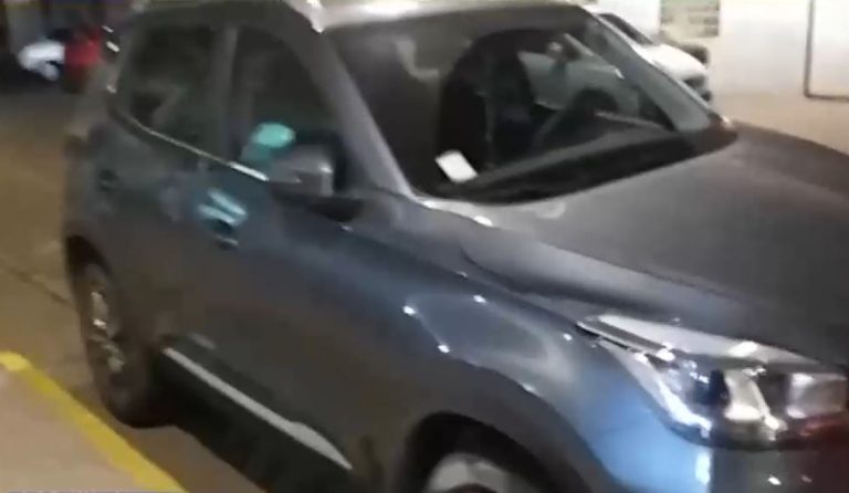 Carabinero sufrió encerrona: Adolescentes se intentaron llevar el auto, pero fueron detenidos