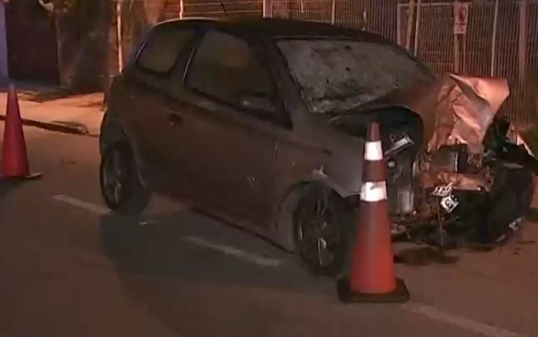 Madre e hija murieron tras choque en San Bernardo al intentar esquivar un neumático en la pista