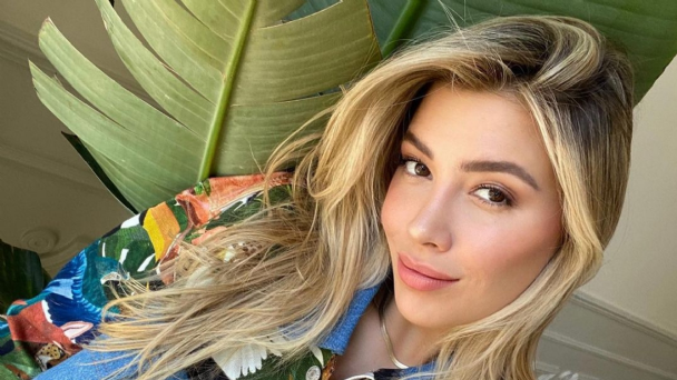 Las críticas de la hija de Luis Miguel a la serie inspirada en su vida: 