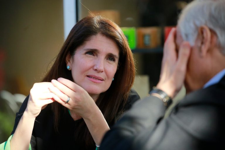 PPD oficializa a Narváez como su candidata presidencial: 