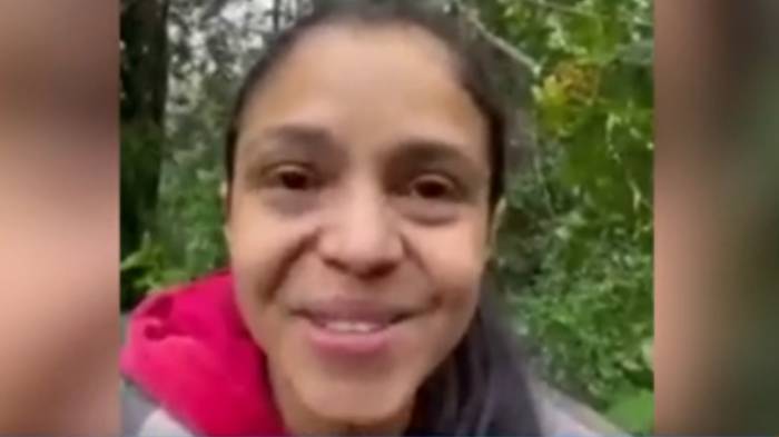 El polémico video de doctora que llama a no usar mascarillas: “Tapa tu quinto chakra”