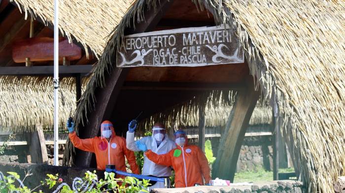 Doctor Yuc Ramón Kong: “La isla de Rapa Nui vive sin el virus hace casi un año y claro es una isla, pero tú tienes que tratar a tus regiones como islas”