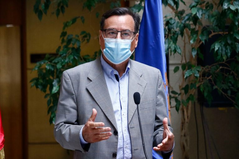 Diputado Urrutia (UDI) pidió al Gobierno que el sector del turismo pueda abrir los fines de semana en fase 2