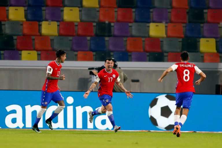¿Cómo se para la Roja sin Sánchez? Este sería el 11 para enfrentar a Argentina