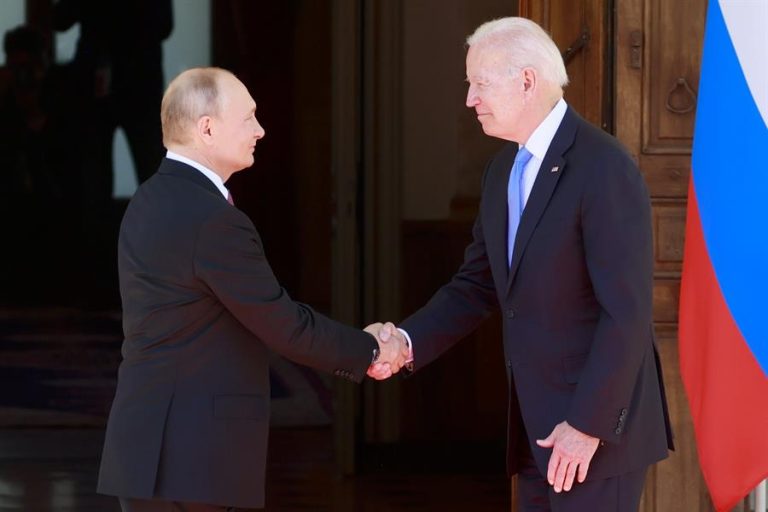 Comenzó la cumbre en Ginebra: Putin espera que reunión con Biden sea 