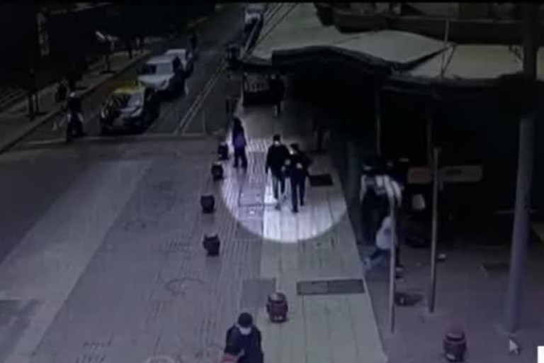 Carabineros detuvo a peligroso estafador que actuaba bajo la modalidad del “puntero” en Santiago Centro