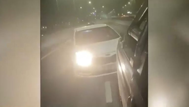 Insólito: Delincuentes grabaron persecución y el momento en que robaron un auto