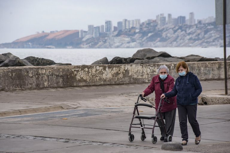 COVID-19: Casos nuevos cayeron en un 13% la última semana en el país