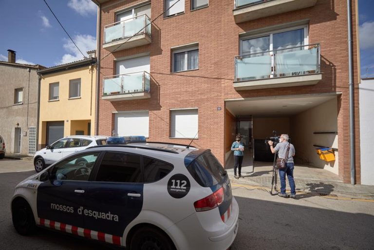 Madre asesinó a hija de 4 años, se intentó suicidar y dejó carta al padre: 
