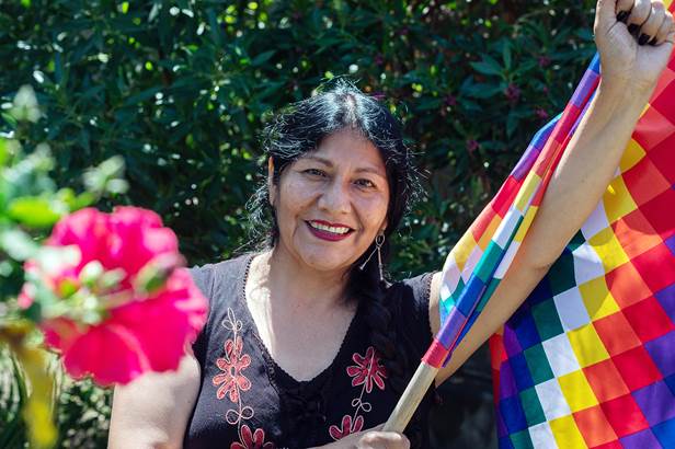 Alejandra Flores, D2: 