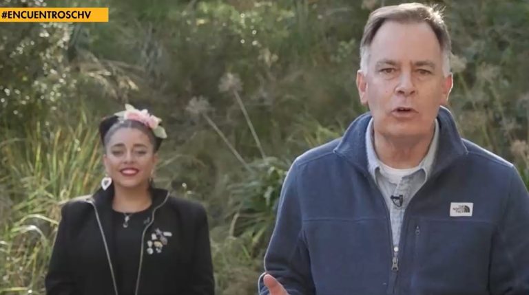 Dignidad, pérdida de un ser querido y los sueños para Chile: El encuentro entre Bessy Gallardo y Raúl Celis