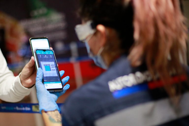 Cronología del Minsal: Las fechas y los pasos que siguió el primer caso de la variante Delta en Chile