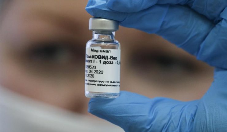 Científicos rusos aseguraron que la vacuna Sputnik V es menos eficaz contra la variante Delta