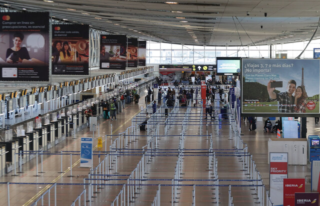 “Estamos testeando al 100% de los viajeros”: Seremi de Salud de la RM valoró las medidas tomadas en el aeropuerto