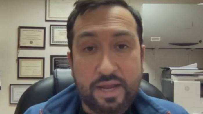 Doctor Luis Enberg por nuevas variantes de Covid-19: “Es muy difícil contener los virus a no ser que exista un cierre estricto de las fronteras”