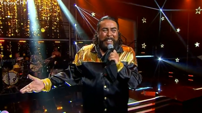 Una arriesgada interpretación: Barry White lo dio todo en el escenario de Yo Soy