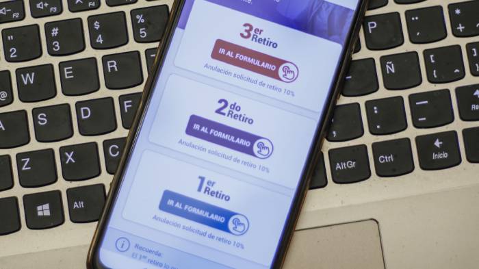 Debate político: ¿Cuarto retiro del 10% o sacar el 100% de los fondos AFP?