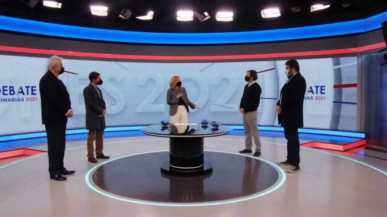 Chilevisión y CNN Chile realizan sorteo y definen orden para el primer debate presidencial de Chile Vamos