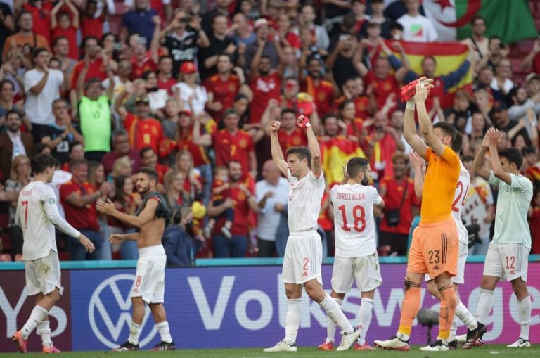 Ministro del Interior de Alemania tildó a la UEFA de 