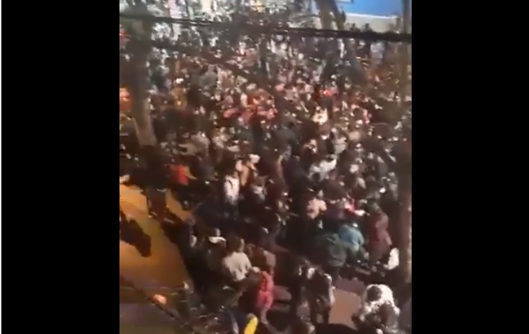 Más de 200 personas participaron de masiva fiesta en calles de Barrio Bellavista