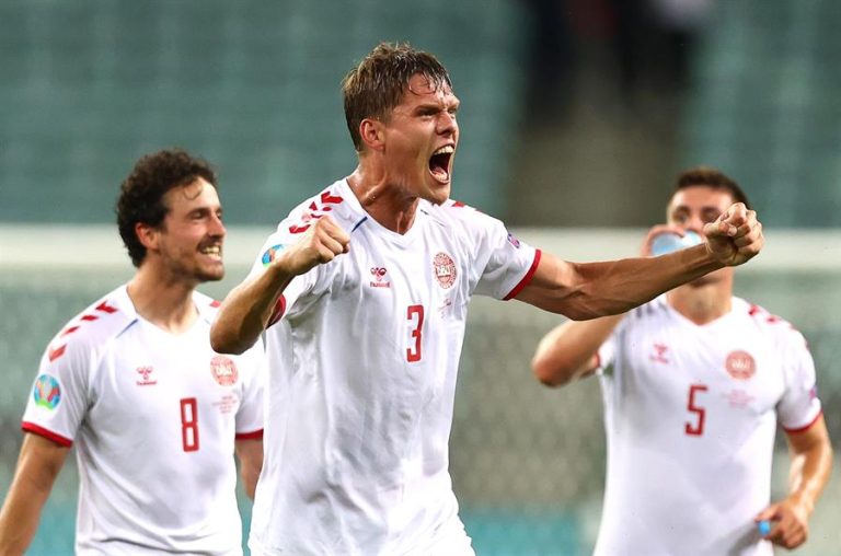 Dinamarca derribó a República Checa y se metió en las semifinales de la Eurocopa