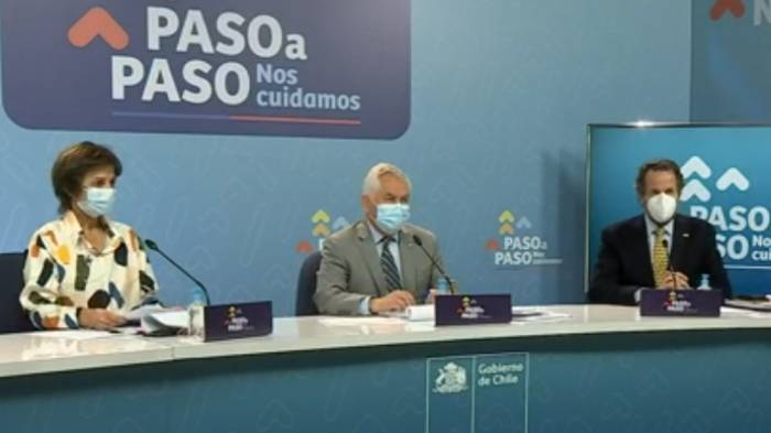 ¿Nuevos anuncios? Minsal dio a conocer informe sobre evolución de pandemia de Covid-19 en Chile