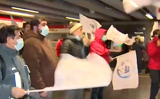 Restablecen servicio en Las Rejas tras protestas de funcionarios de Metro