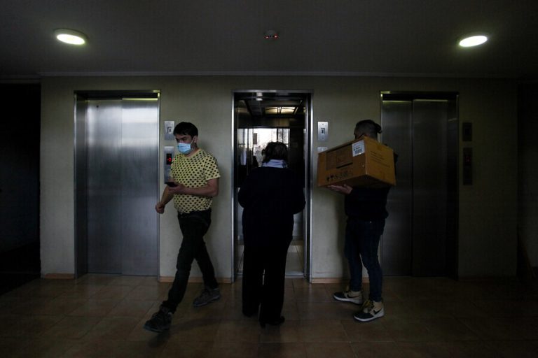 Cambios en el Paso a Paso: Aforos en casas particulares serán mayores para quienes tengan su Pase de Movilidad