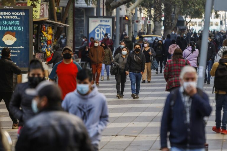 Tras anuncio de Fase 3: Ministro Paris afirmó que “lo ideal” es que toda la RM 