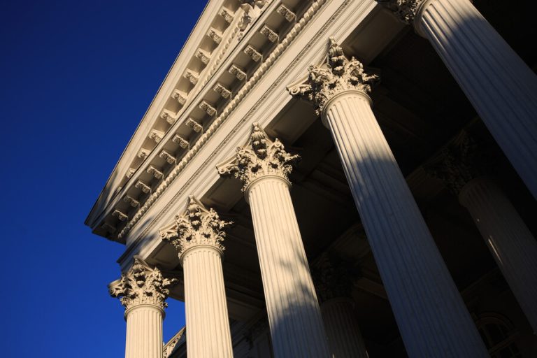 Convención Constitucional: 9 personas deberán cumplir cuarentena preventiva por caso de COVID-19 positivo