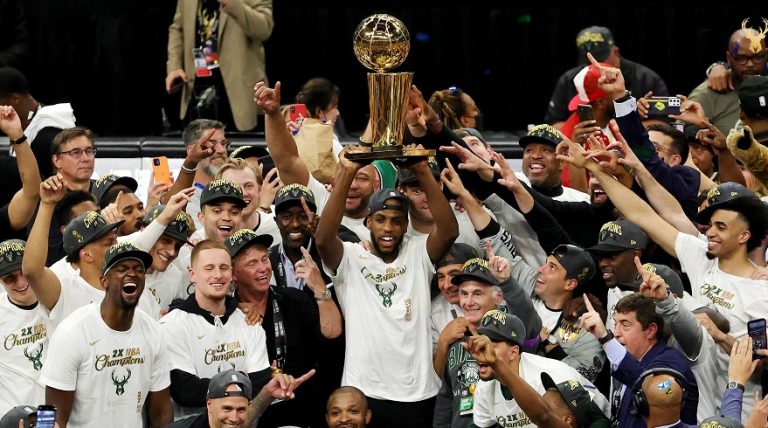 Cortó una sequía de 50 años: Milwaukee Bucks hizo historia y se consagró campeón de la NBA